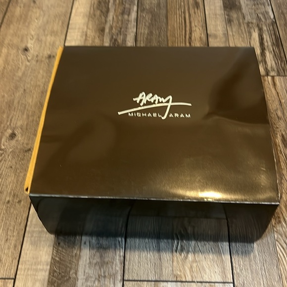 New In Box! Michael Aram Molten Menorah - Picture 2 of 3